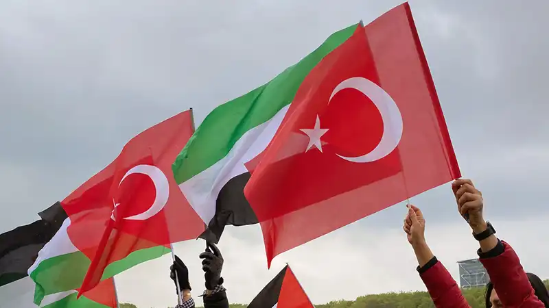 Dünyanın Dört Bir Yanında Gazze İçin Direniş Sesleri Yükseliyor