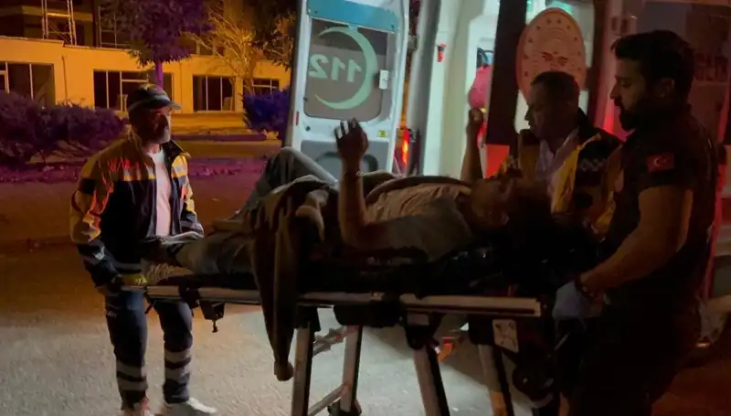 Polisten Kaçmaya Çalışan Genç, Kaza ile Hayatta Kaldı