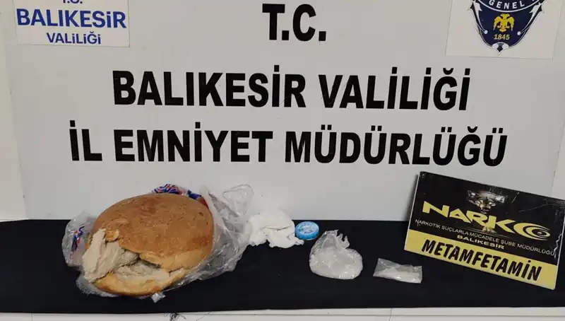 Ekmeğin İçinde Uyuşturucu: Polisi Şaşırtan Operasyonun Detayları!