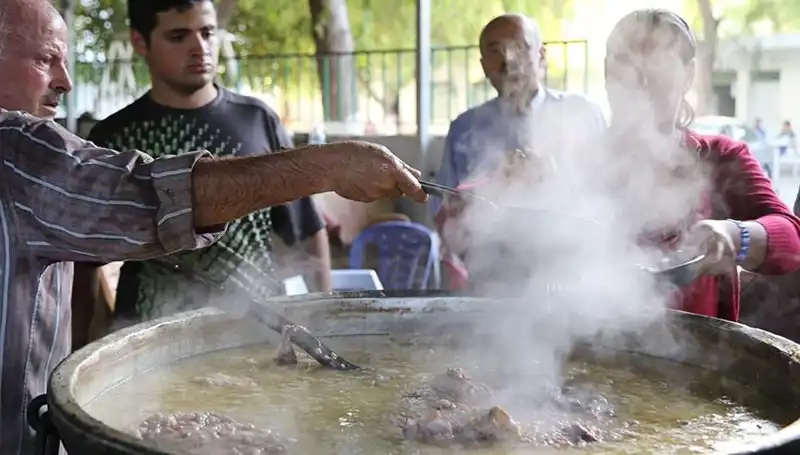Gadir-i Hum Bayramı Ne Zaman? İşte Kutlama Mesajları ve Gelenekleri!