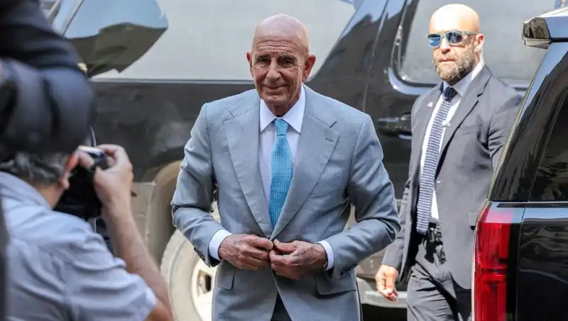 ABD Elçisi Barrack'tan Suriye İçin Kritik Sükunet Çağrısı