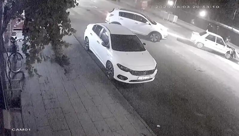 Yaya Geçidinde Hayatını Kaybeden Genç: Korkunç Kaza Detayları