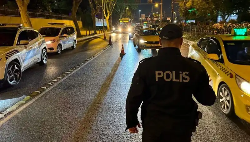 Huzur İstanbul Uygulaması ile 1011 Kişi Gözaltına Alındı: Şehirdeki Güvenlik Önlemleri Artıyor