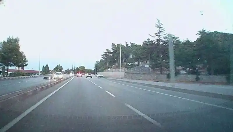 Otomobil ve Motosiklet Çarpıştı: Kazada Bir Kişi Yaralandı!