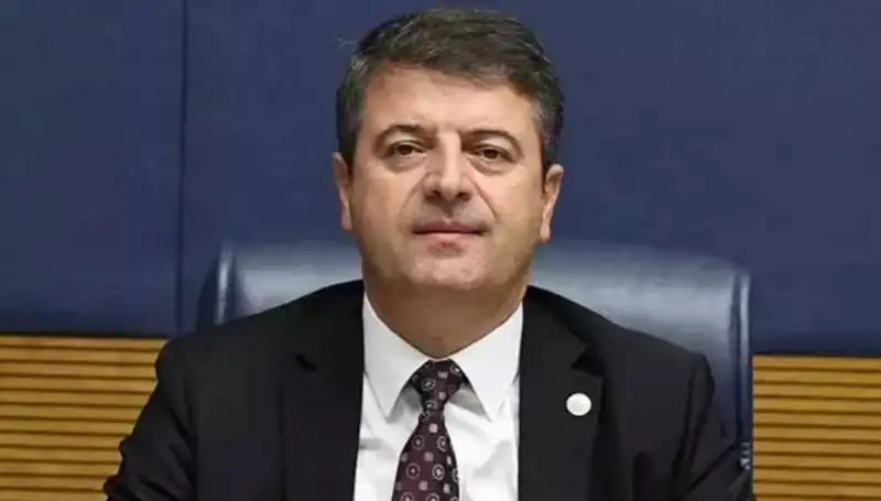 Adıyaman Belediye Başkanı Abdurrahman Tutdere Görevine Geri Döndü!