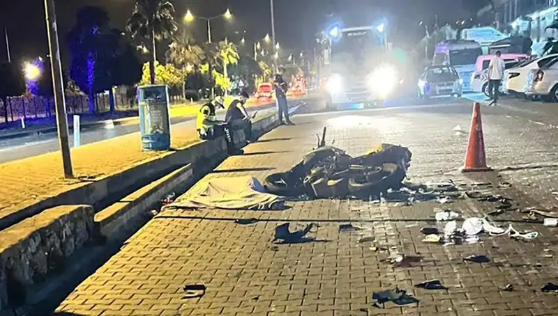 Alanya'da Motosiklet Kazası: Gençler Arasında Büyüyen Bir Sorun