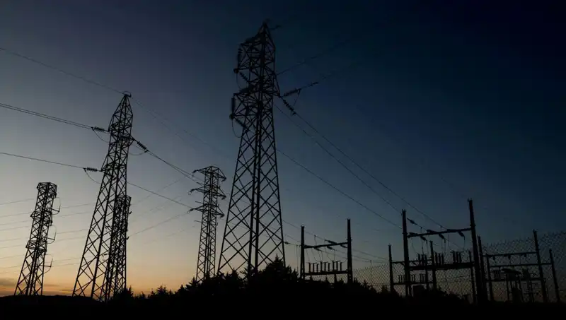 İzmir'de Elektrik Kesintileri Alarm Veriyor: Ödemiş, Torbalı ve Bayındır Etkilenecek