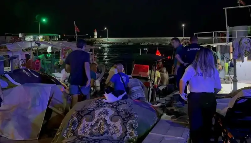 Balıkesir'de Denizde Kaybolan Yaşlı Adamın Arama Kurtarma Çalışmaları Başladı